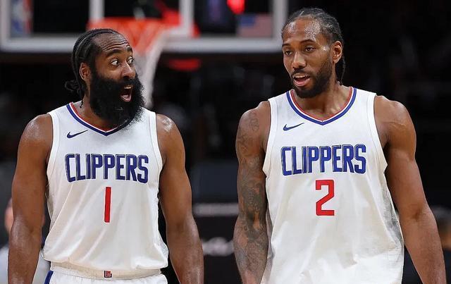 一审, 手球星诞生, 个受保护乐